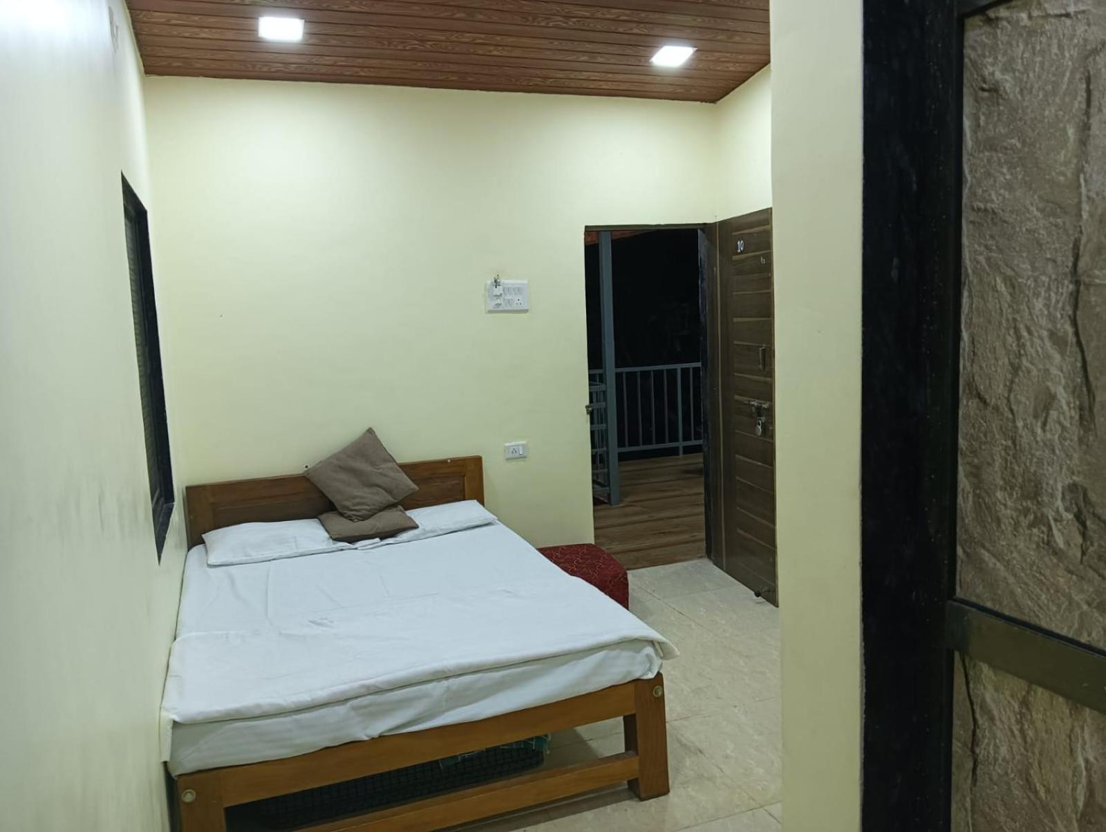 Gokul Cottage & Villa Revadanda ภายนอก รูปภาพ