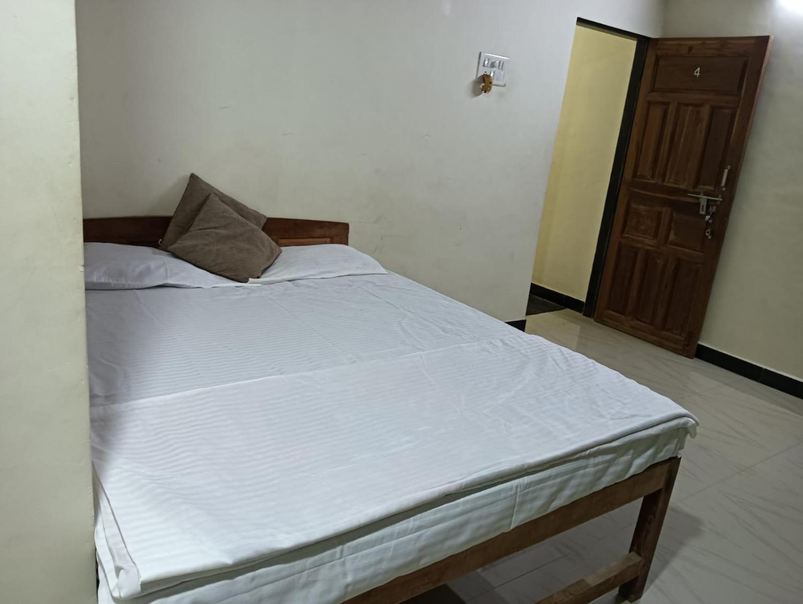 Gokul Cottage & Villa Revadanda ภายนอก รูปภาพ